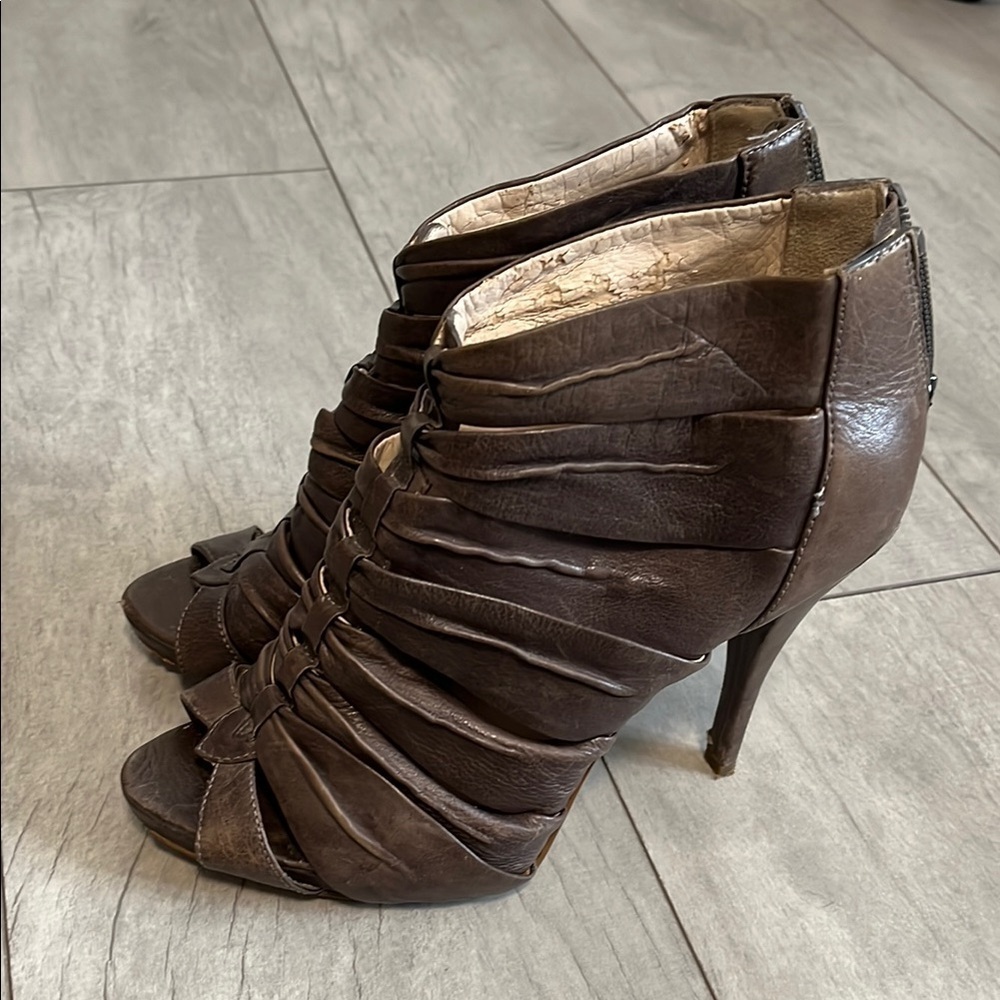 BOUTIQUE Brown Taupe Leather Peep-Toe Strap Ankle High Heel Shoes, Size 8